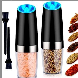 Gravity salt and pepper grinder